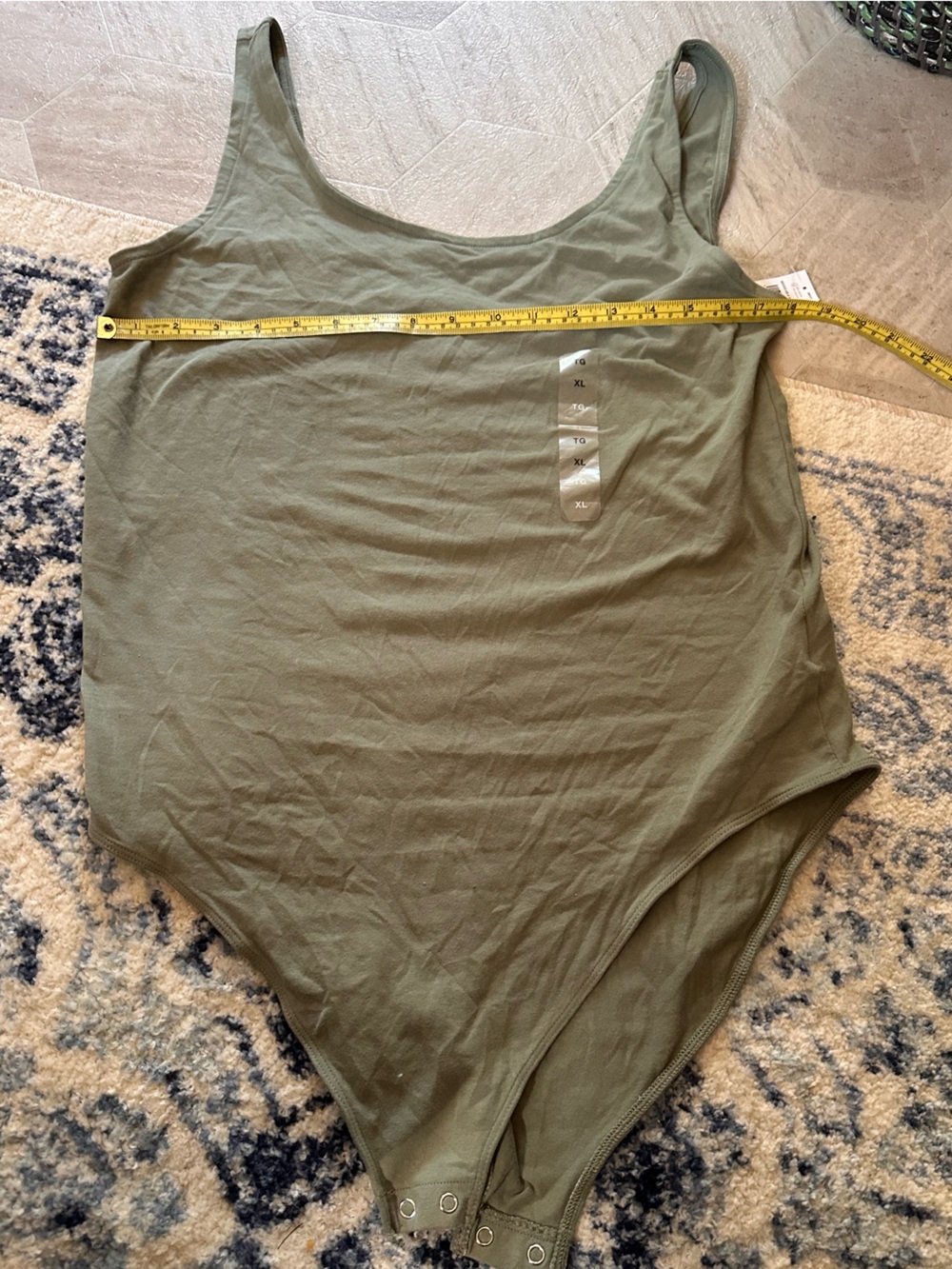 GAP olive Body suit XL